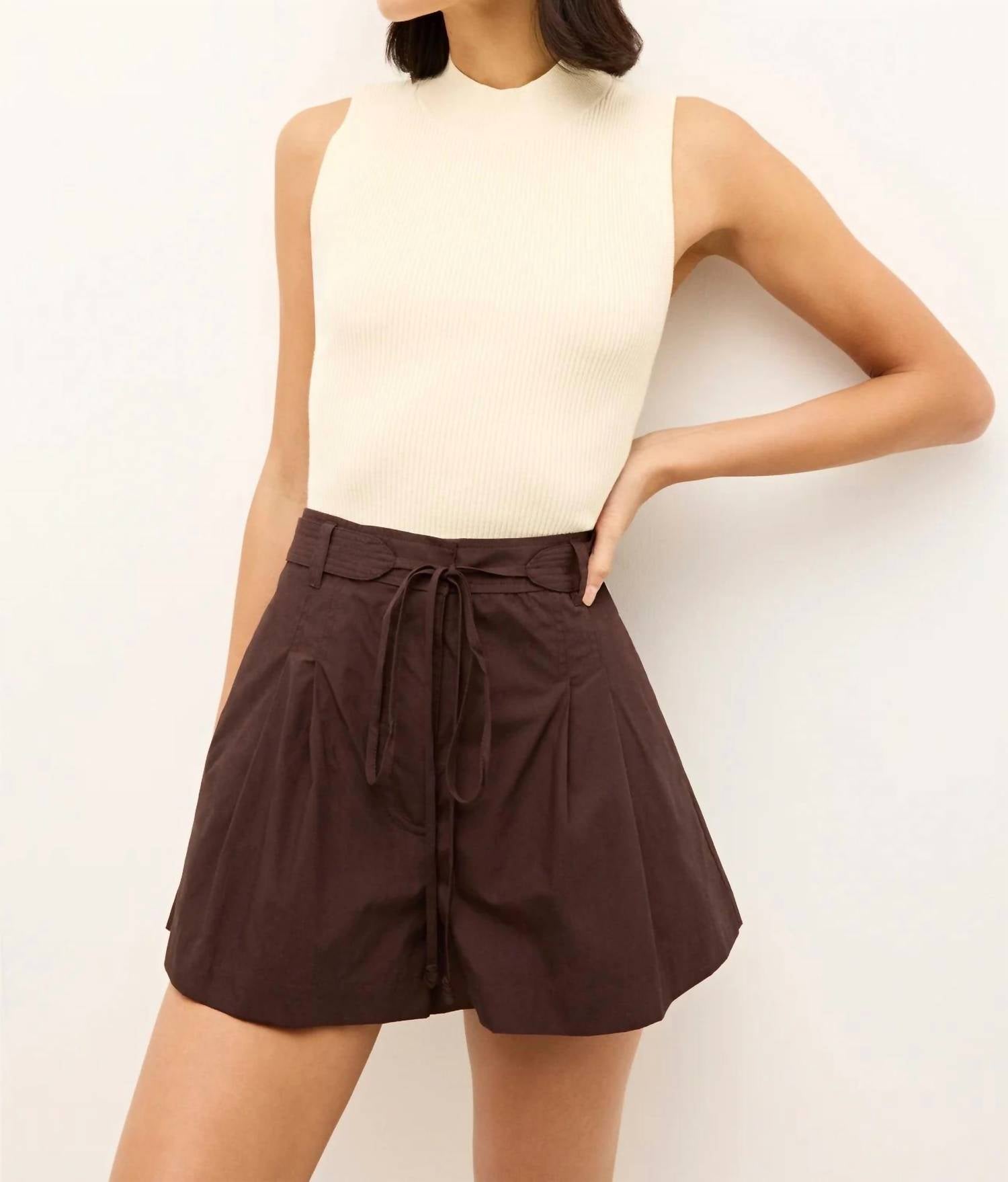 Marie Oliver - Java Lander Shorts