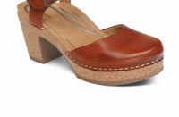 Aetrex - Women's Finley Heeled Sandal