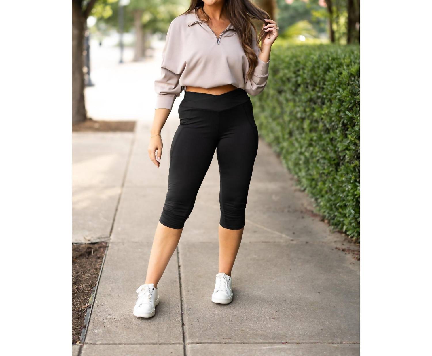 Julia Rose - Women's The Lillian Sculpting Crossover Capri