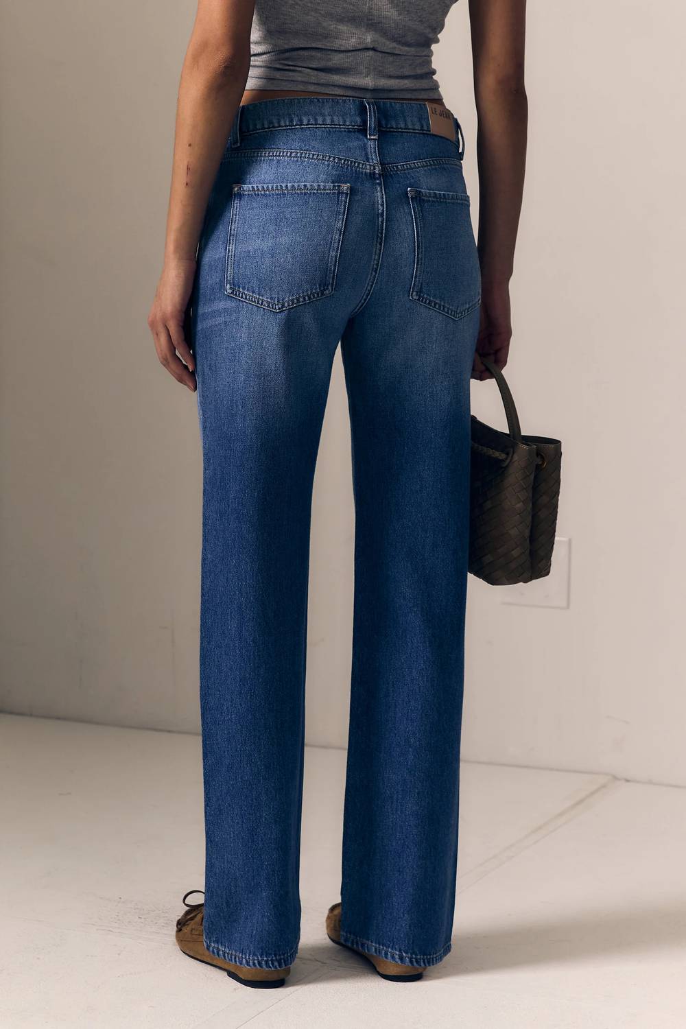 Le Jean - Women's Mid 90's Straight Jean
