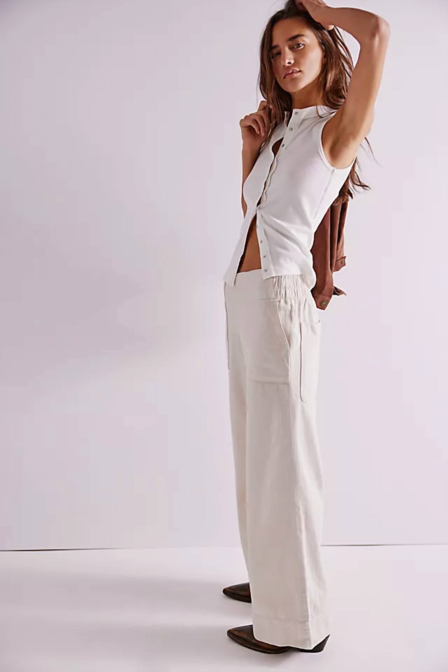 Free People - BREEZY DENIM PULL ON JEANS