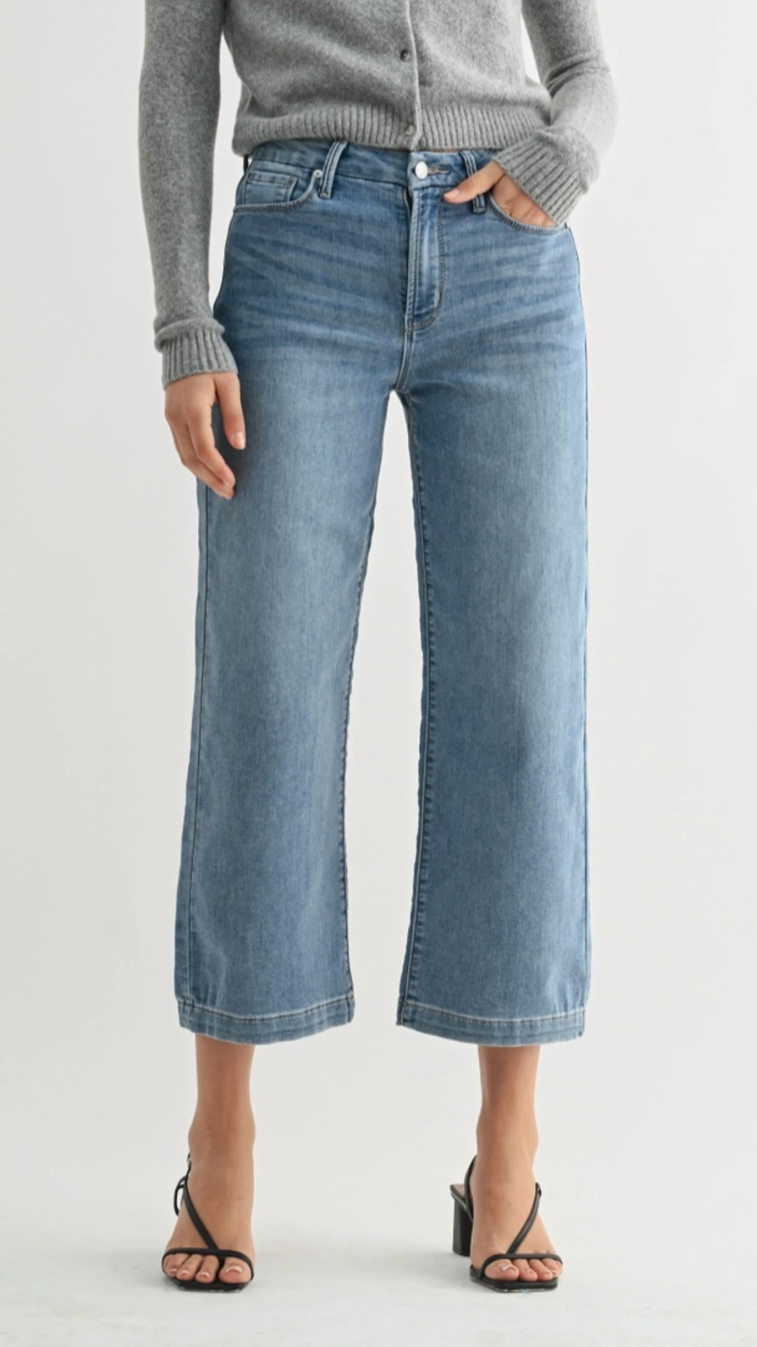Jbd. - Mid Rise Cropped Wide Sweat Jean