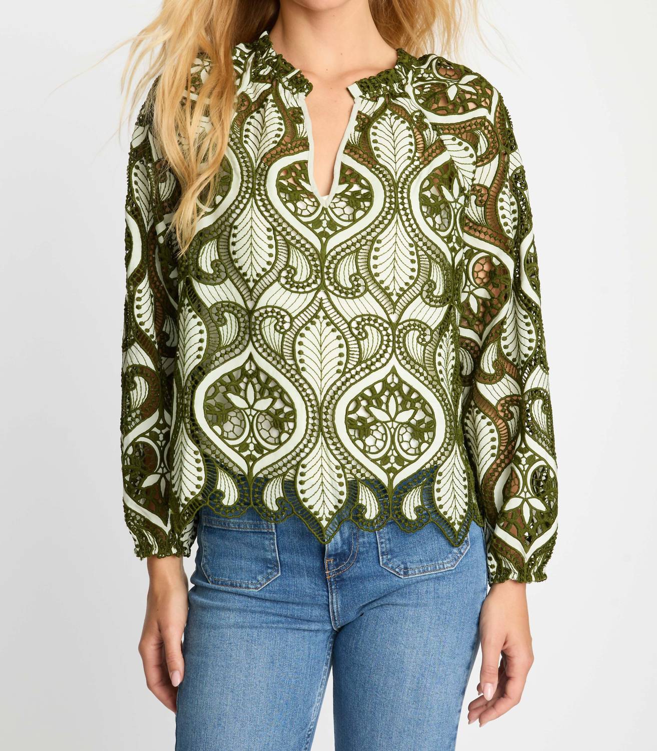 Caballero - Miki Scalloped Hem Top