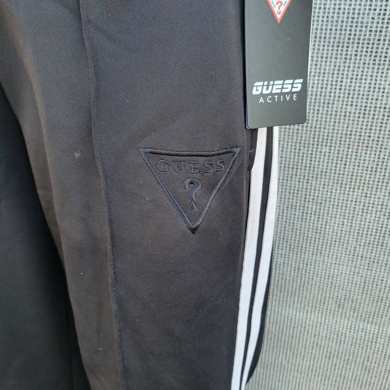 Guess - Women's Stripe Jogging Pants