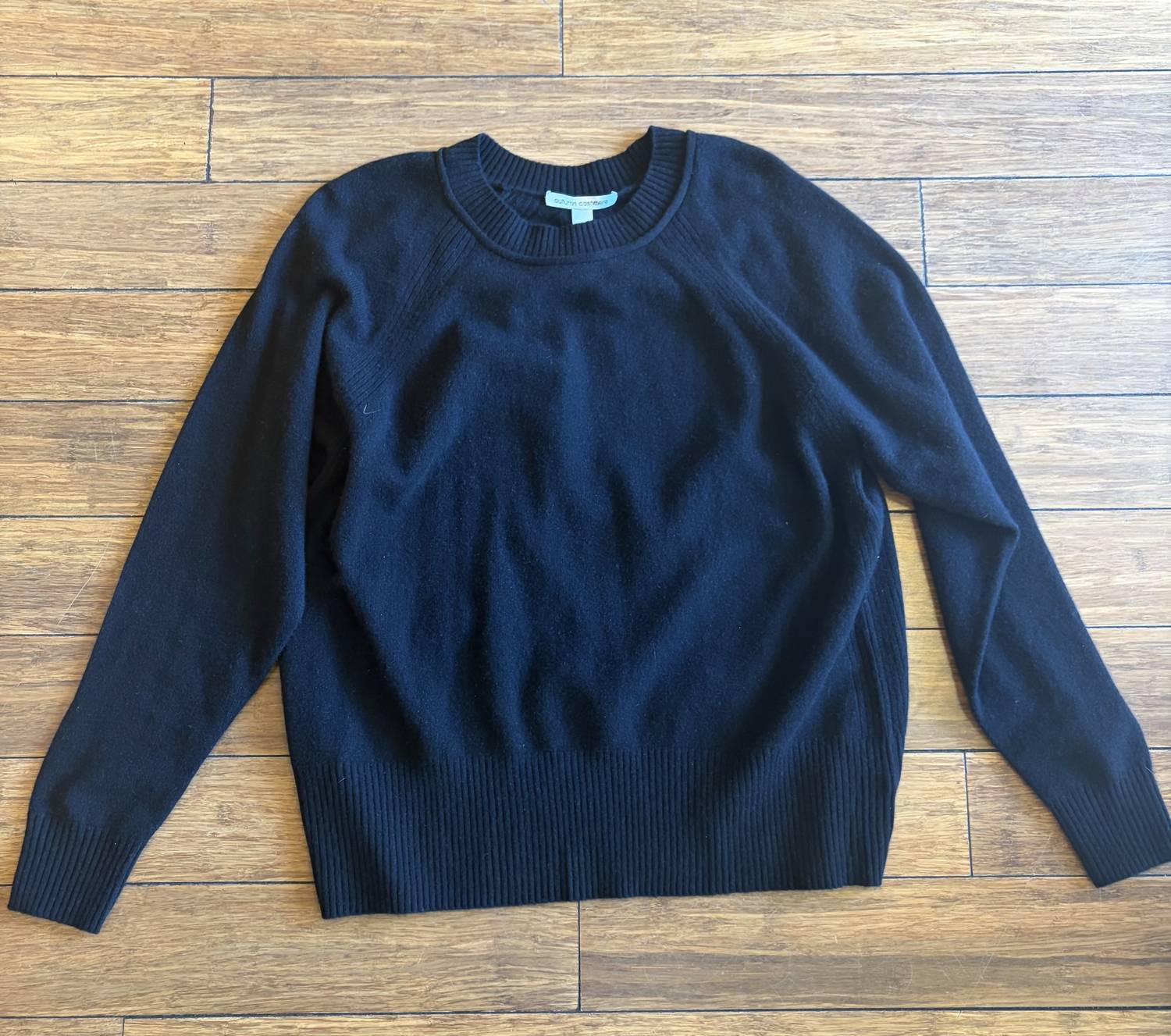 Autumn Cashmere Women's Relaxed Fit Raglan Sweater in black - women's sweater