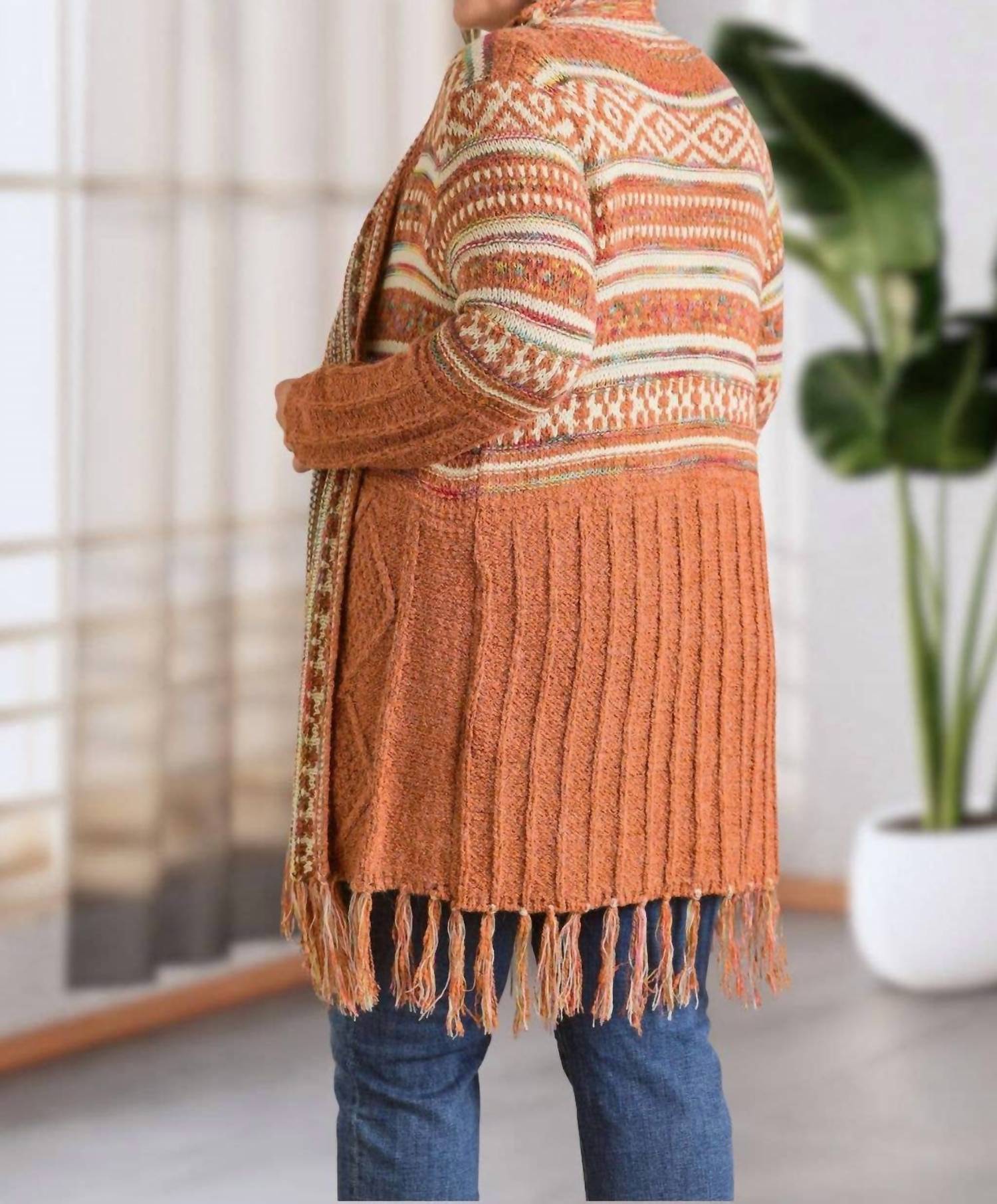 Adora - Maya Fringe Hem Aztec Cardigan -plus