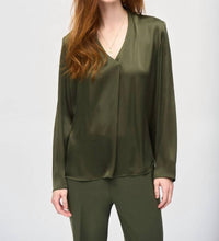 Joseph Ribkoff - Satin Straight Top
