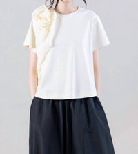 Psophia - Relaxed Fit T-shirt With Flower