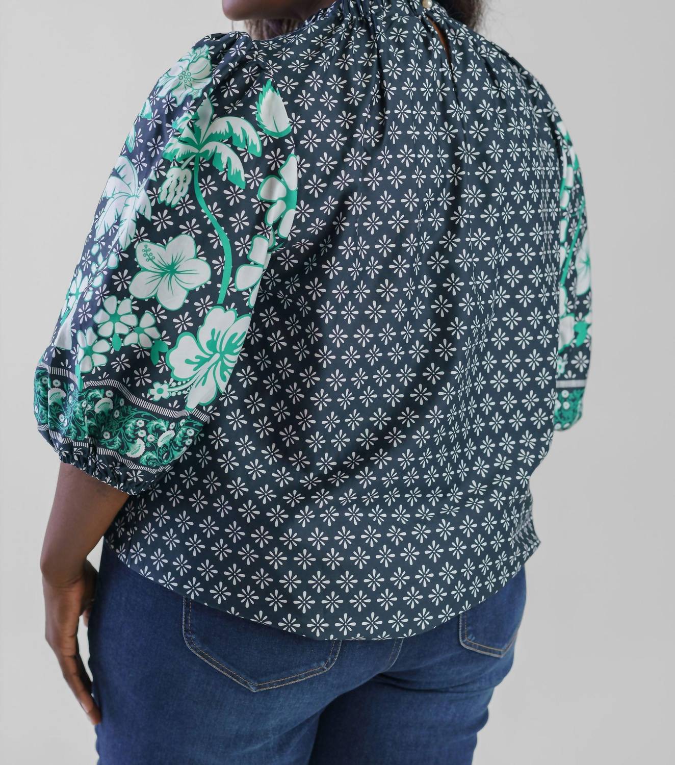 Emily Lovelock - Lilly Crew Neck 3/4 Sleeve Blouse - Plus