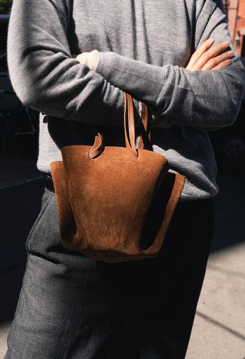 Lemiz - Dalia Accordion Handheld Bag