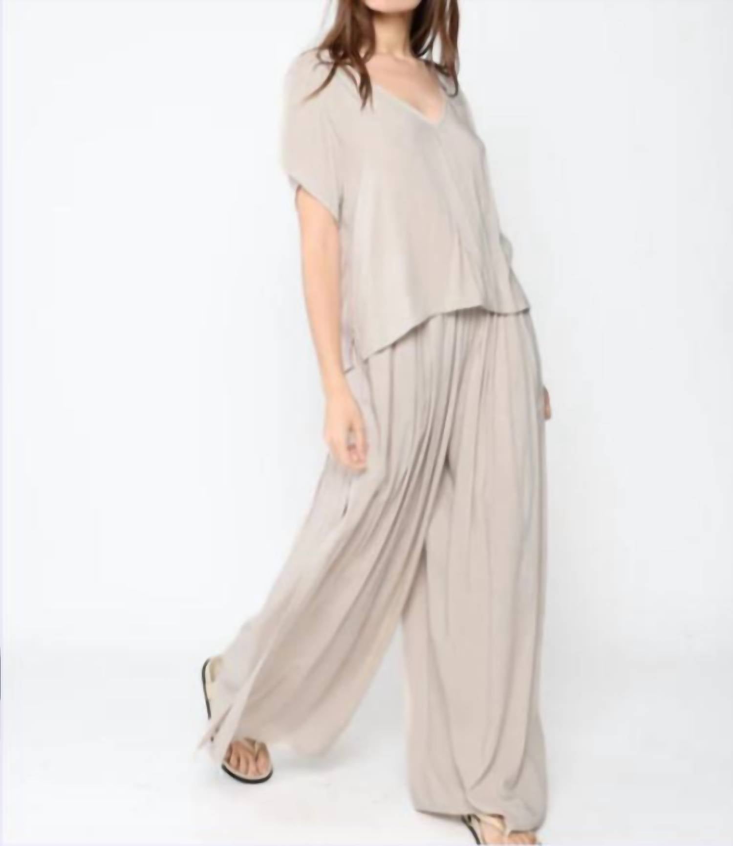 Ripley Rader - Linen Every Day V Neck Top