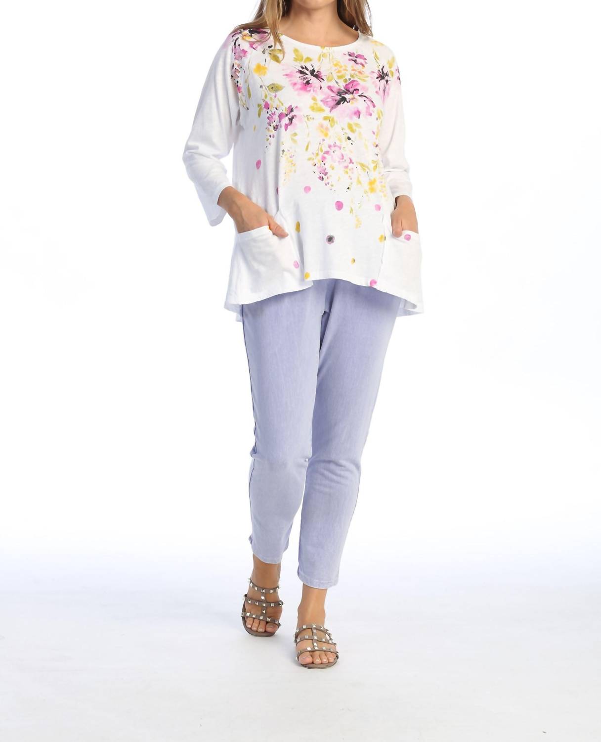 Jess & Jane Gloria Mineral Washed Patch Pocket Top in white - women's shirt