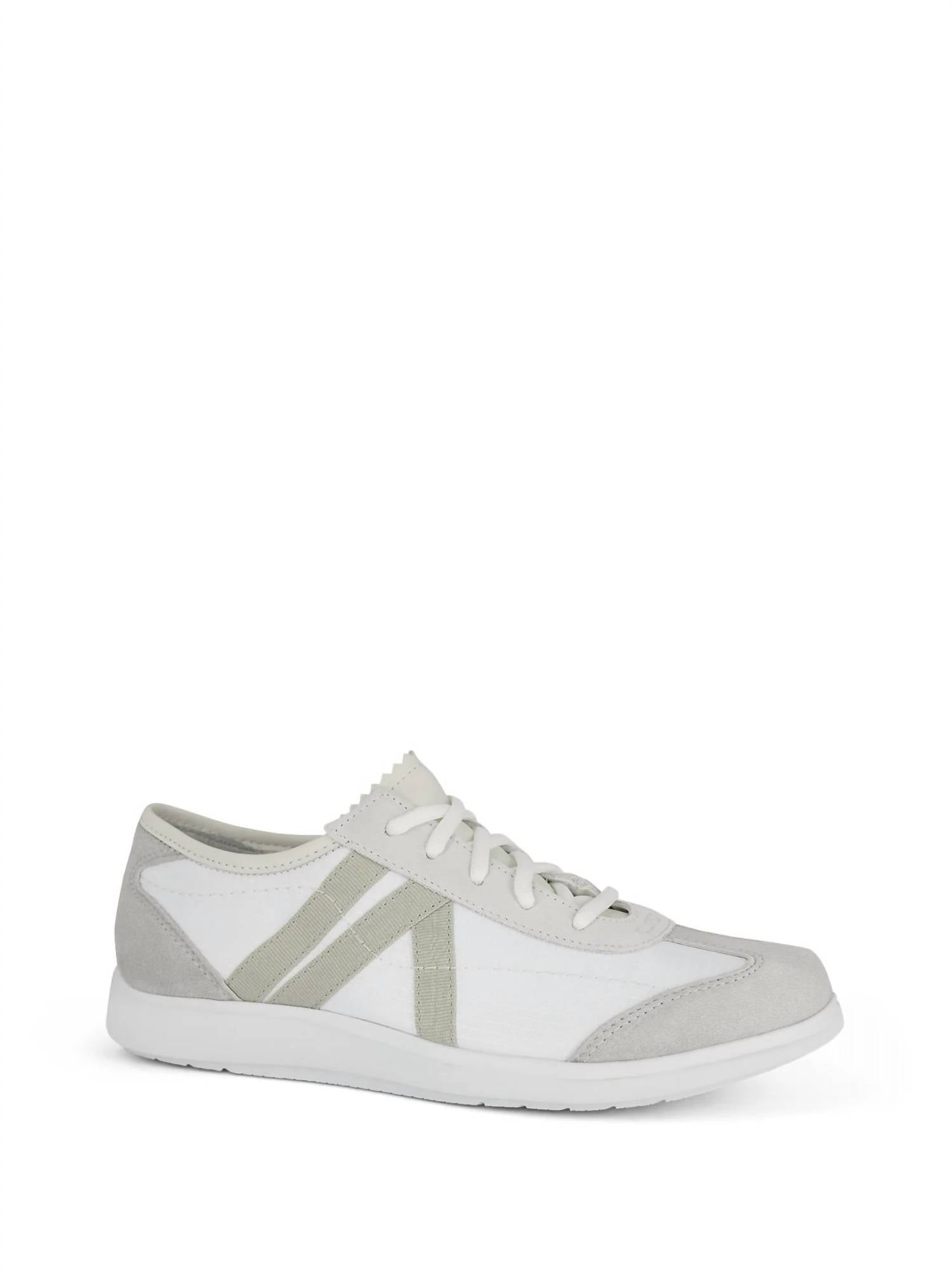 Munro - Women's Clemens Shoes