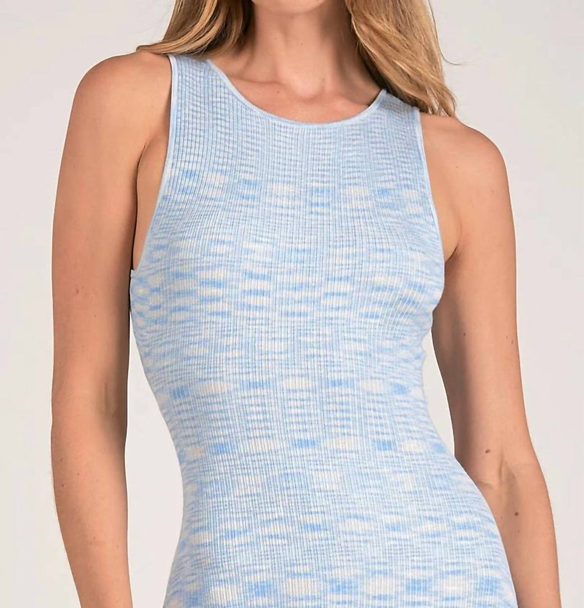 Elan - Twisted Back Maxi Dress