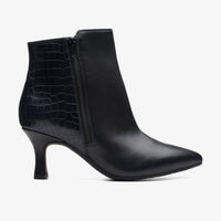 Clarks - Women's Kataleyna Glow Pointed Ankle Boots