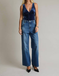 Le Lis - Velvet Sleeveless Bodysuit