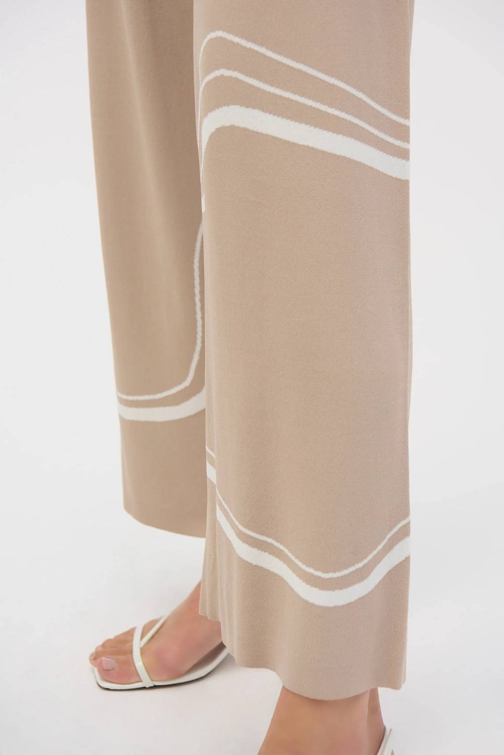 Joseph Ribkoff - Wavy Stripes High Waist Wide Leg Pants