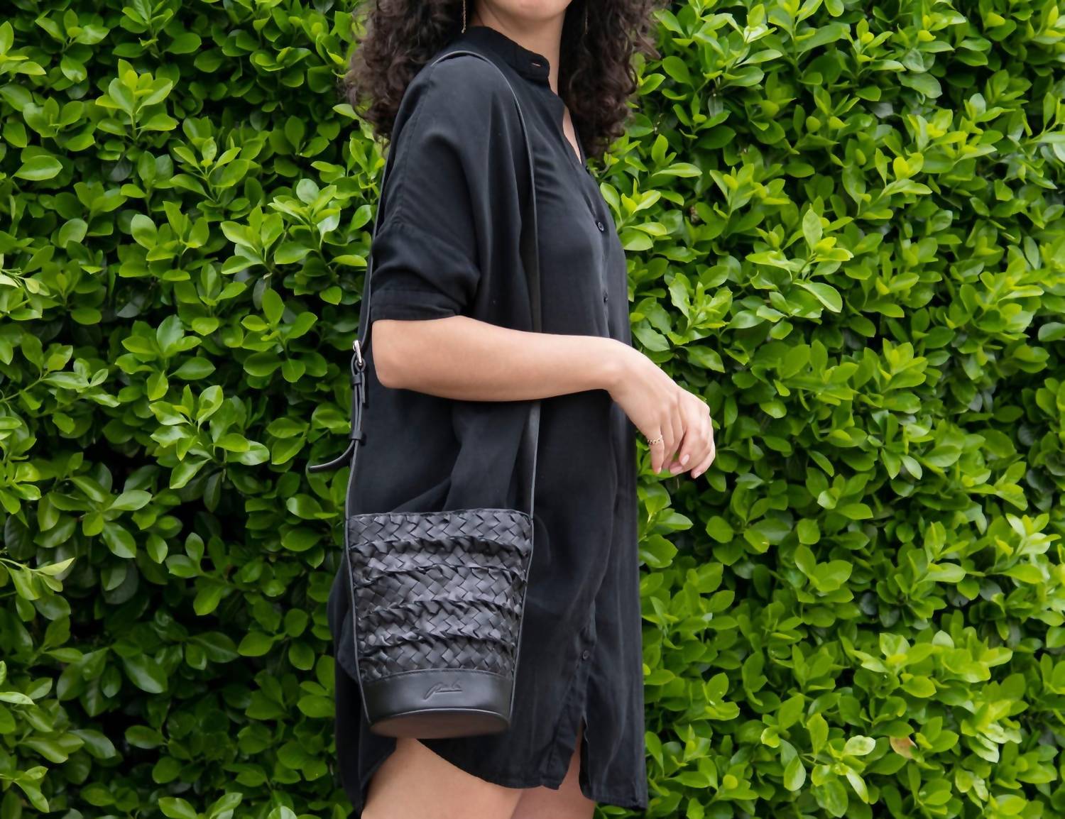 Per Lei New York - Women's Mini Emery Woven Bucket Bag