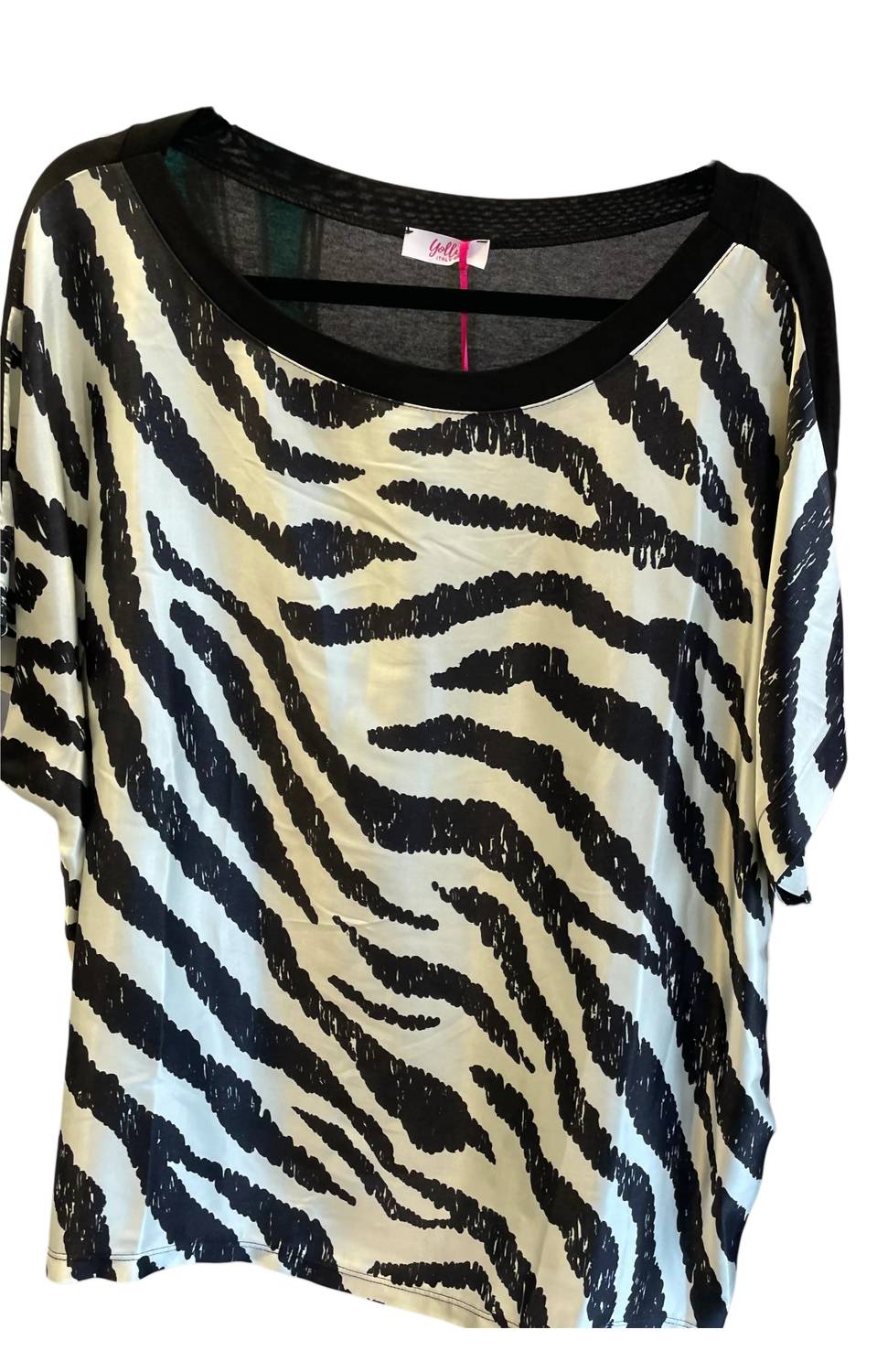 Yolly - Women's Short Sleeve Scoopneck Top