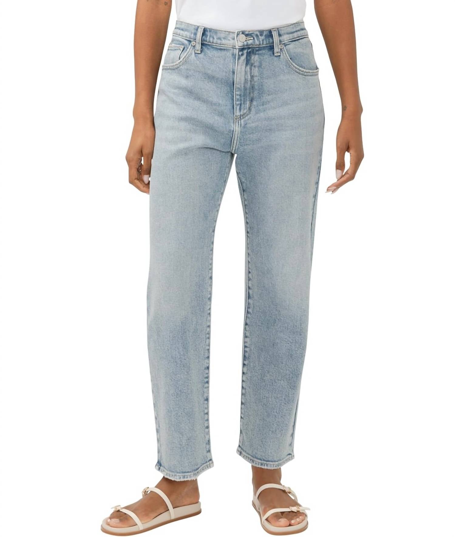 Silver Jeans Co 90s Relaxed Straight Leg Slouchy High Rise Jean in culture - women's jeans