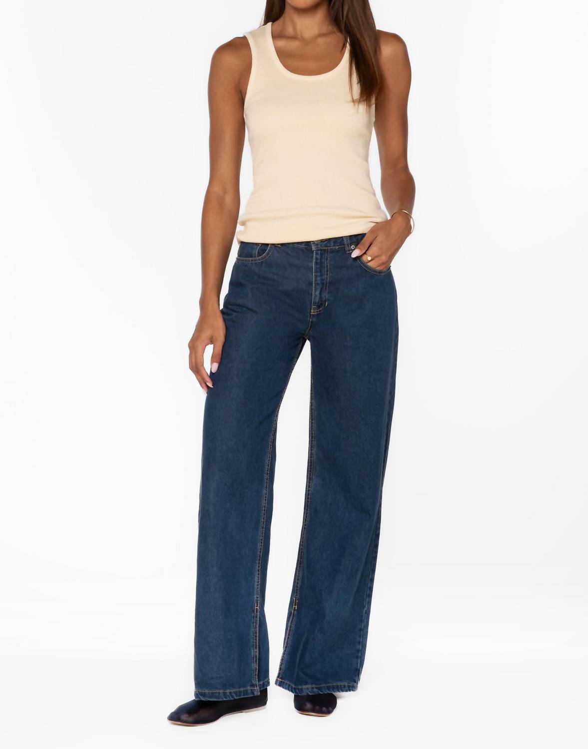 Velvet Heart - Larisa Tank