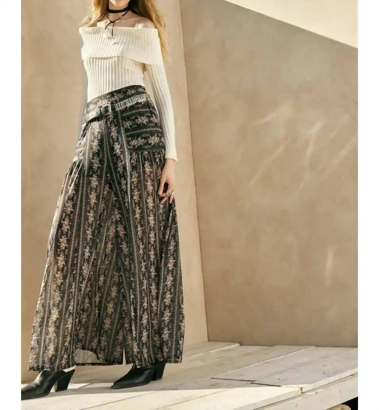 Promesa - Petal Pusher Floral Mesh Wide-leg Pants