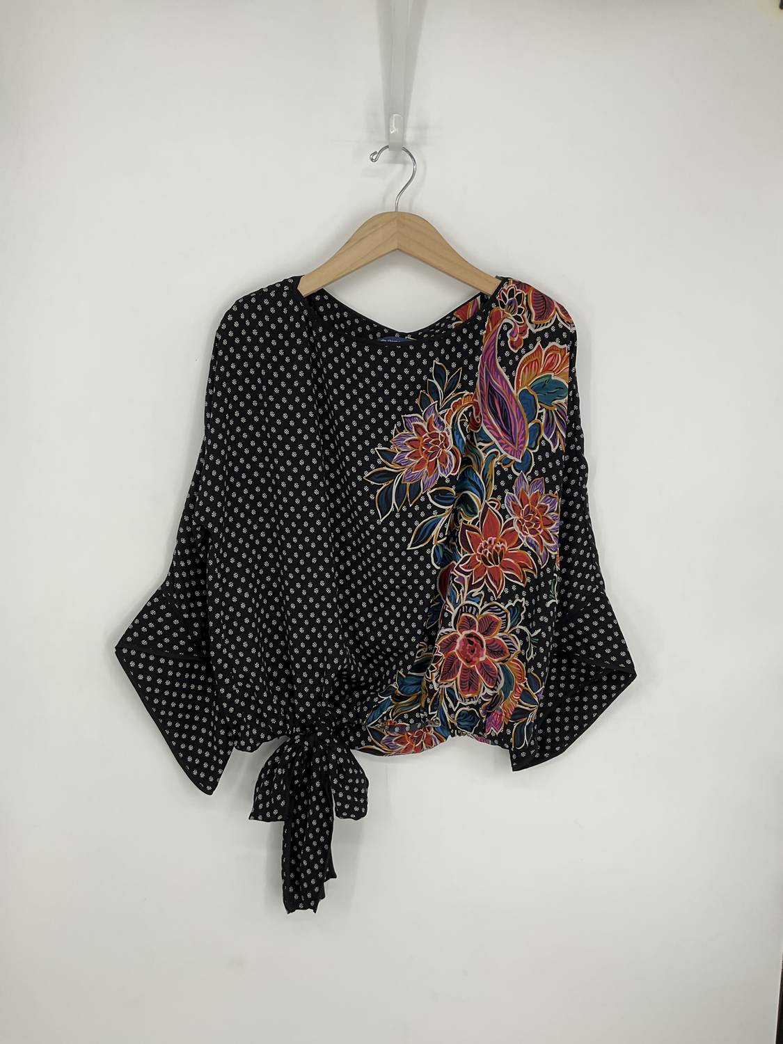 Democracy - 3/4 Dolman Sleeve Polka Dot & Floral Boatneck Top