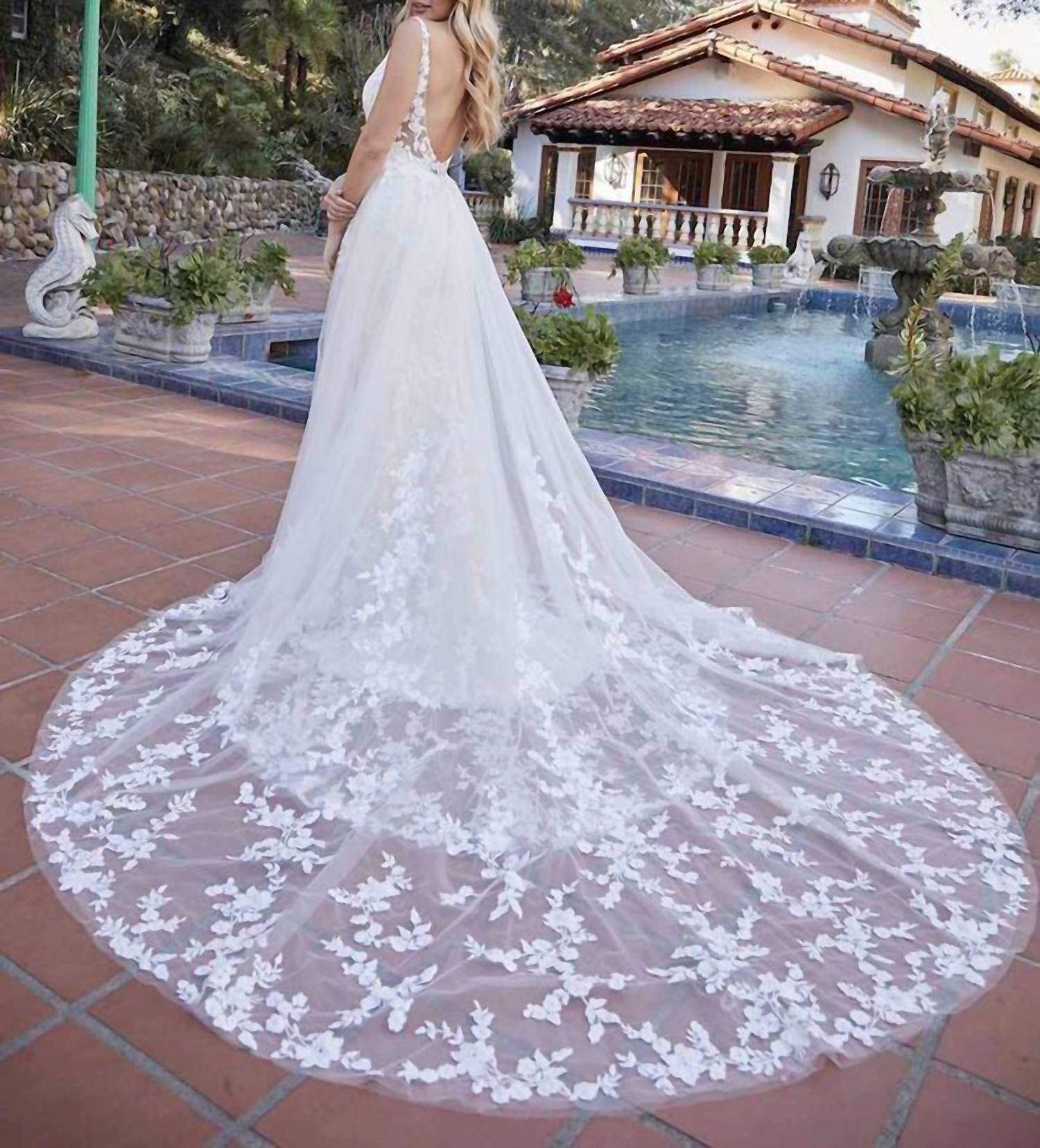 Beloved By Casablanca - Blakelyn Wedding Dress