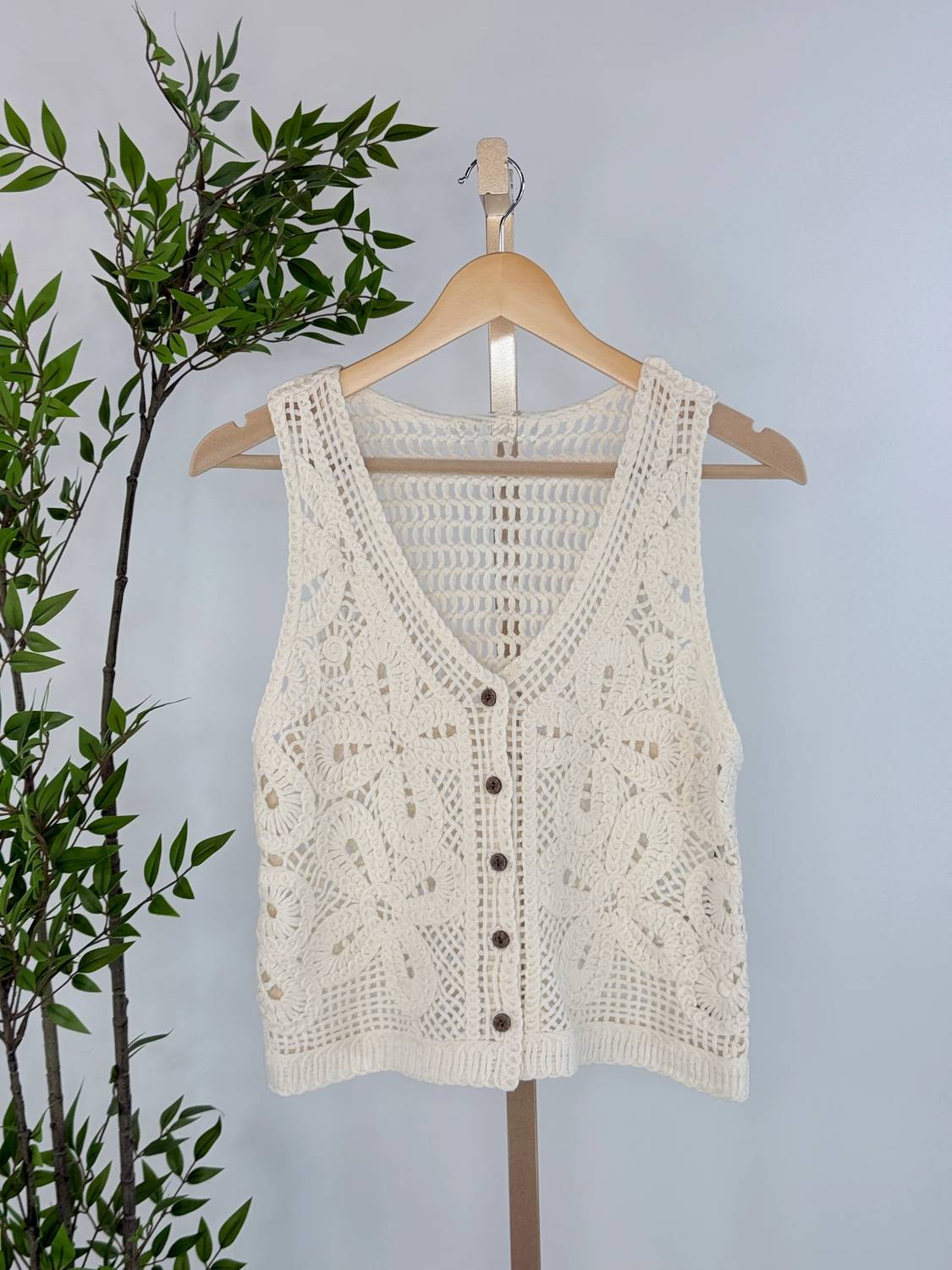 Dex Clothing - Women's Heirloom Crochet Vest