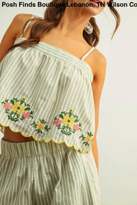 Miou Muse - Women's Floral Embroidery With Striped Top