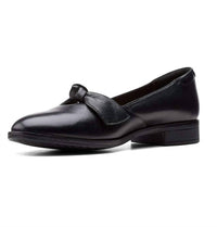 Clarks - Women's Trish Wave Loafer