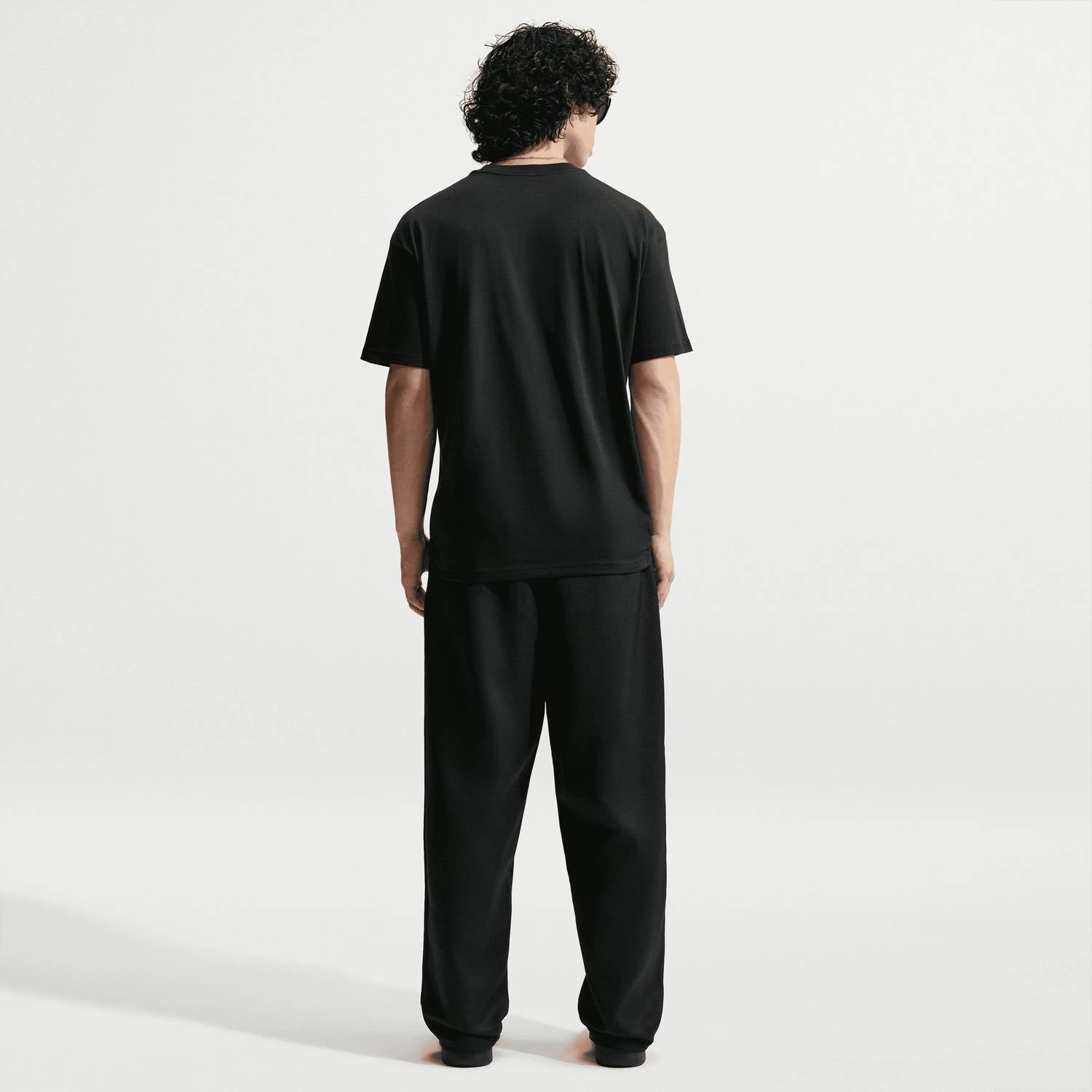 Nike - Men's Sb Embroidery Logo Shirt