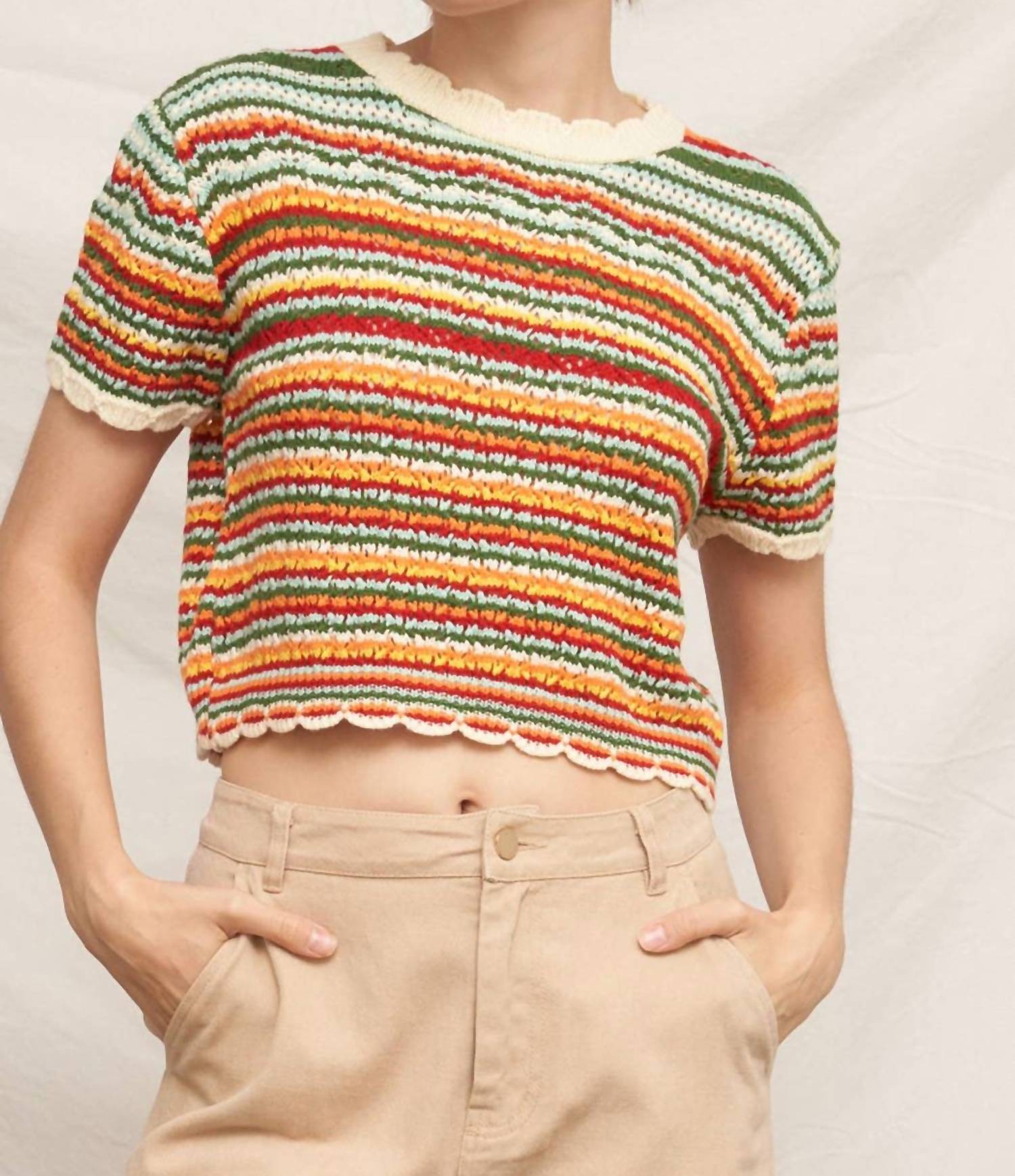 En Creme - Short Sleeve Knit Sweater Cropped Top