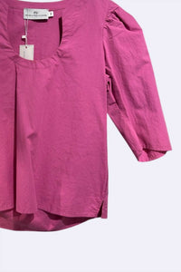Never A Wallflower - Women's Horseshoe Top
