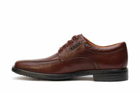 Clarks - Men's UN Kenneth Way Shoes