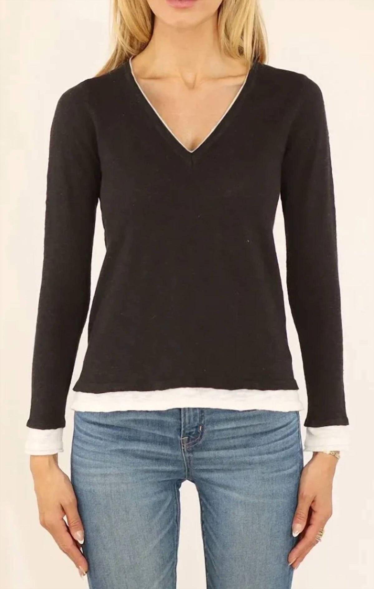 Metric Knits - Cotton And Linen Layered Look Long Sleeve V Neck Top