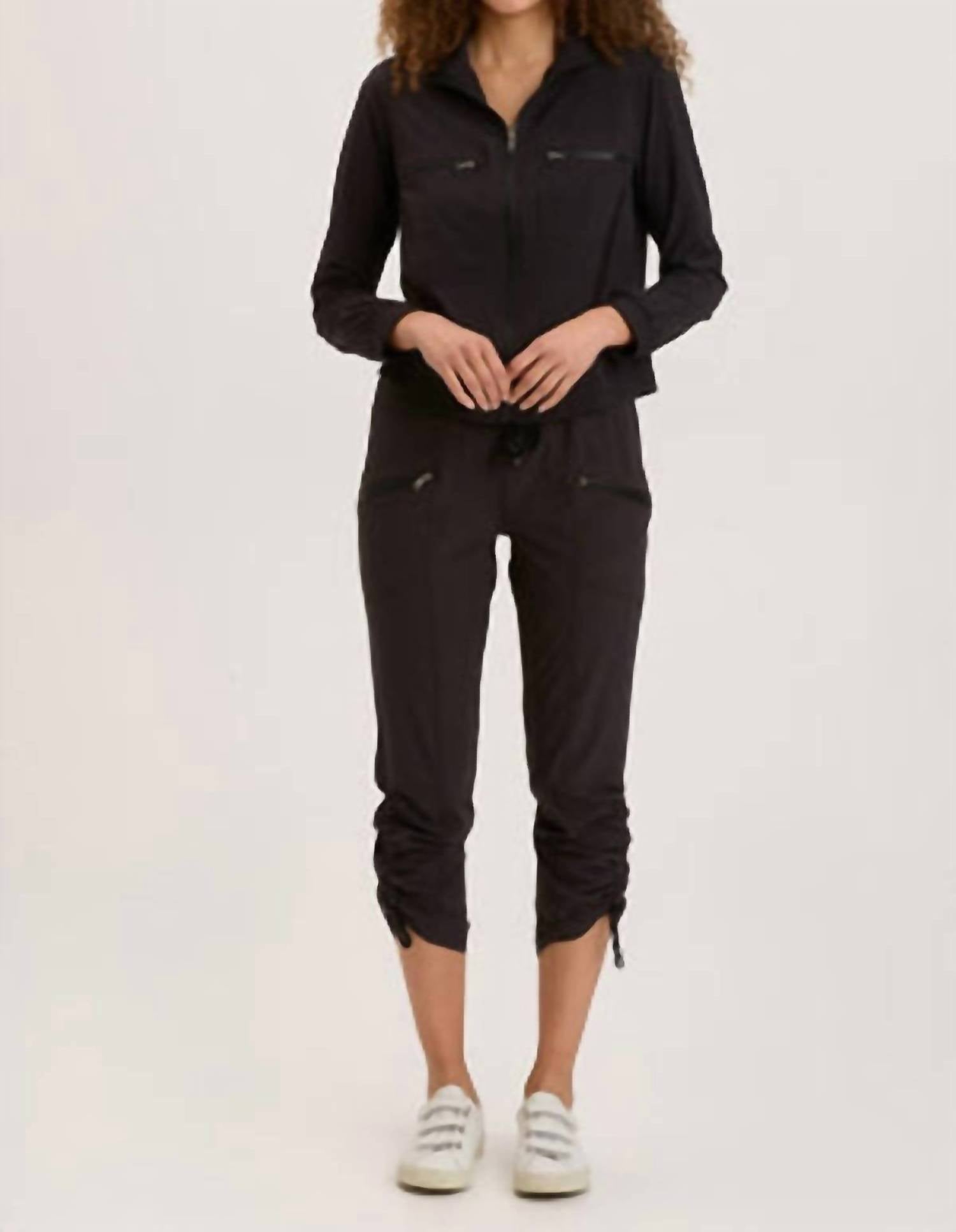 Wearables - Active Quinn Bomber Jacket