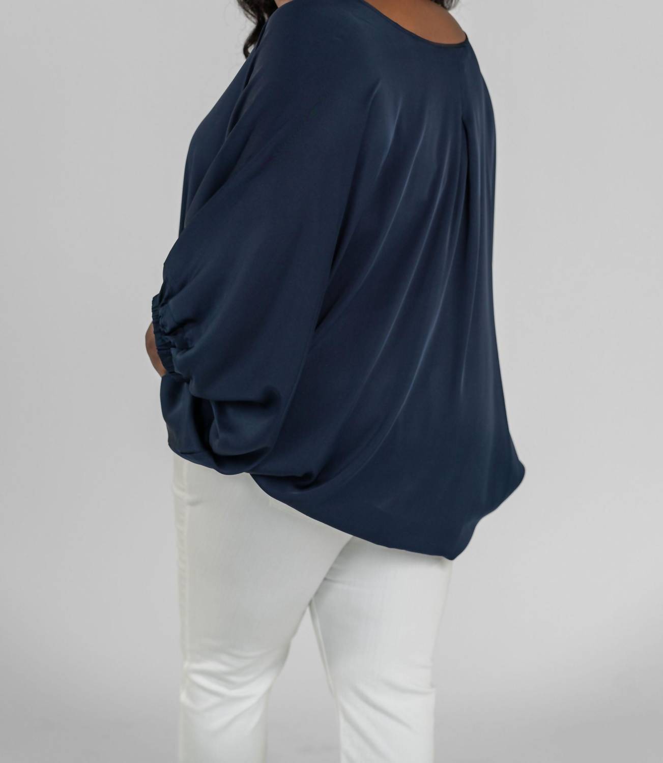 Nouvelle / Silk95Five - Austin V-neck Top