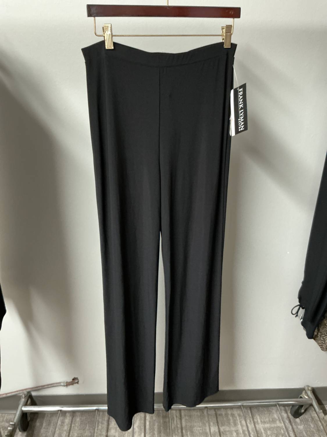 Frank Lyman - Silky Knit Jersey Pull On Pant