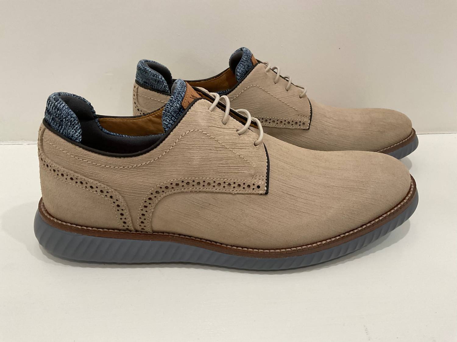 Martin Dingman - Men's Countryaire Suede Plain Toe Oxford