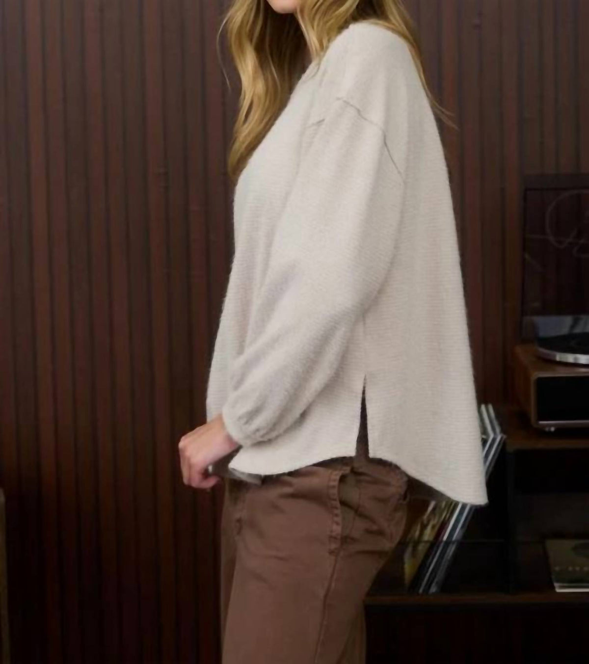 Blu Pepper - Round Neck Long Sleeve Fuzzy Knit Top