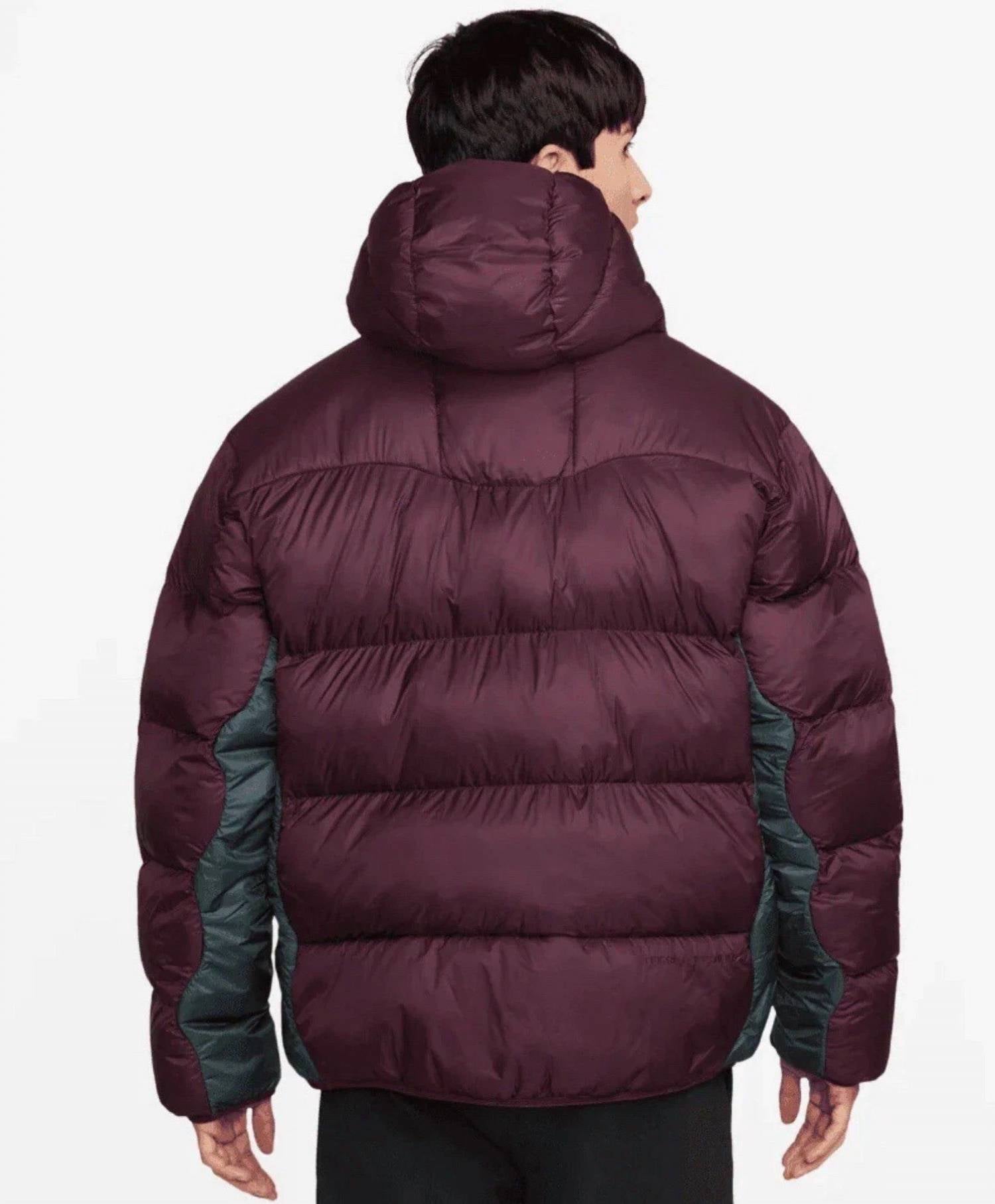 NIKE Therma-fit Lunar Lake Puffer Jacket in maroon - men's jacket - detail view