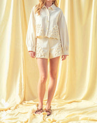 Miou Muse - Floral Embellishment Detail Shorts