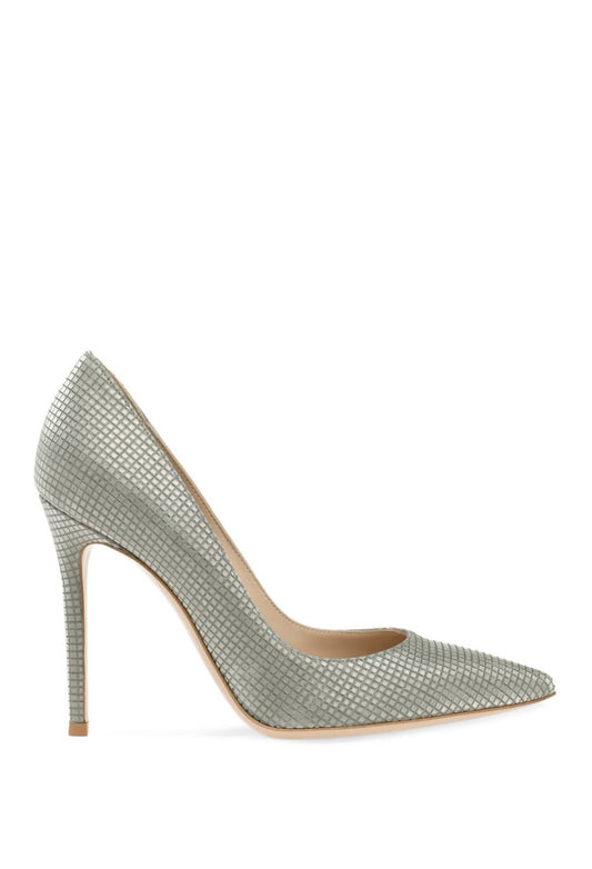 Stiletto pump