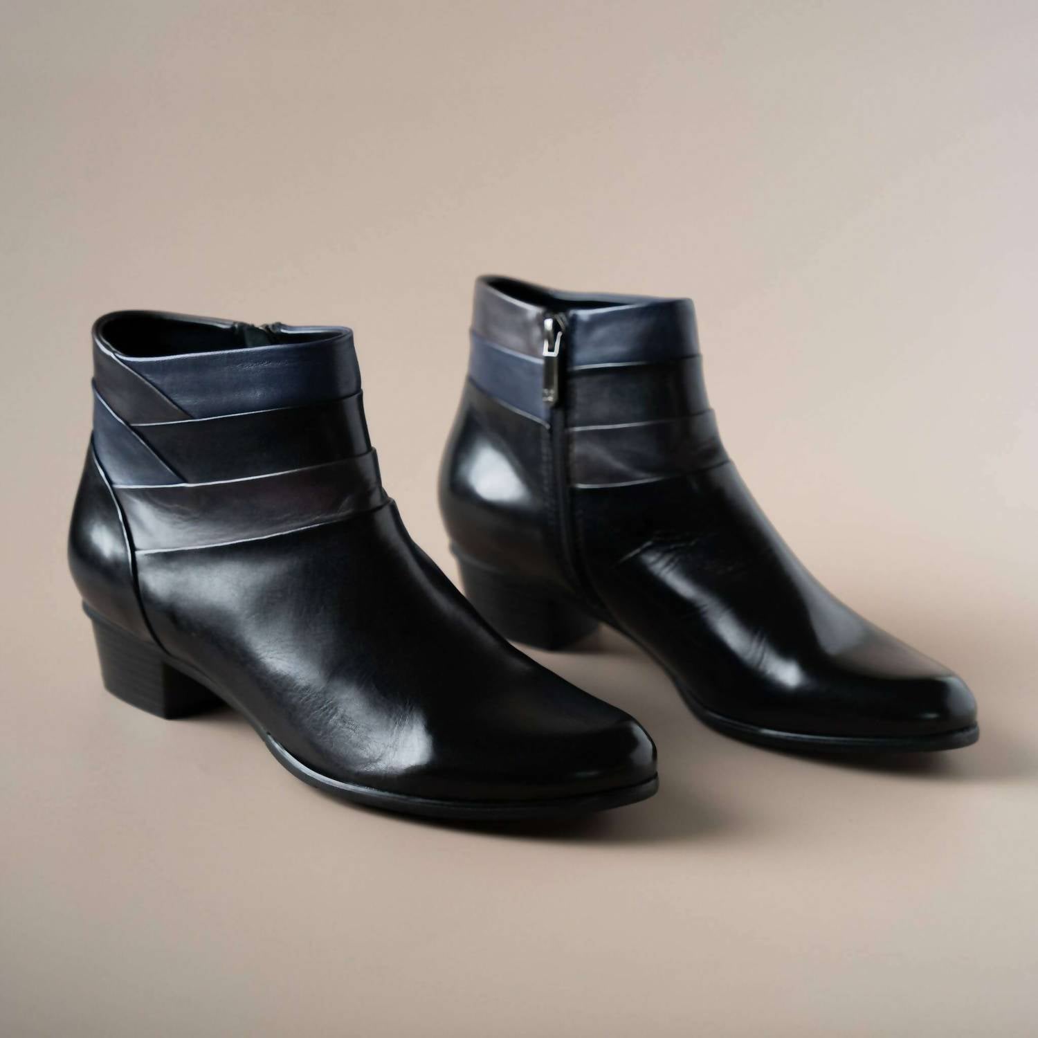 Regarde Le Ciel - Women's Stefany Ankle Boot