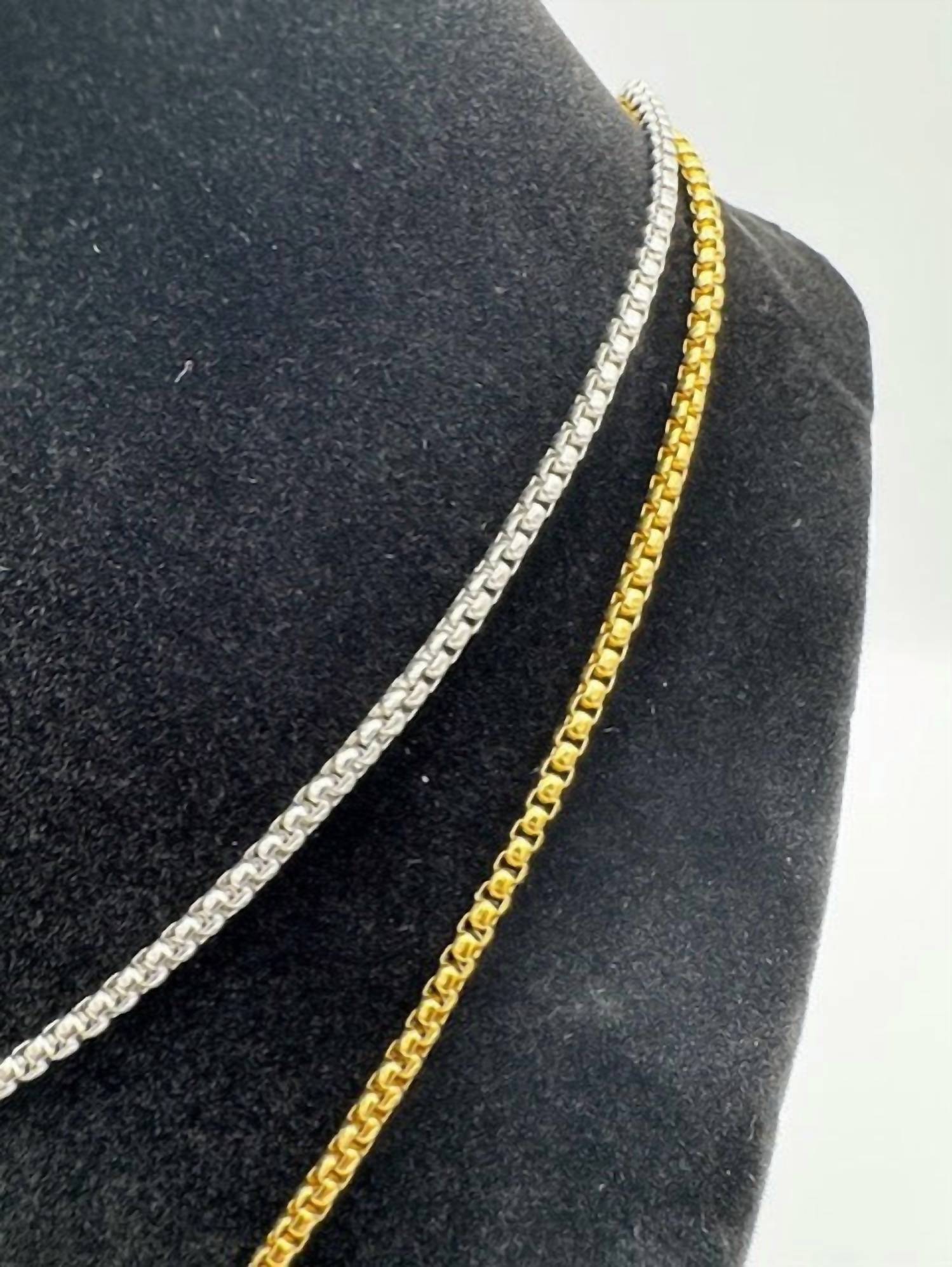 No Whining Designing - Women's Box Chain With Stud Necklace
