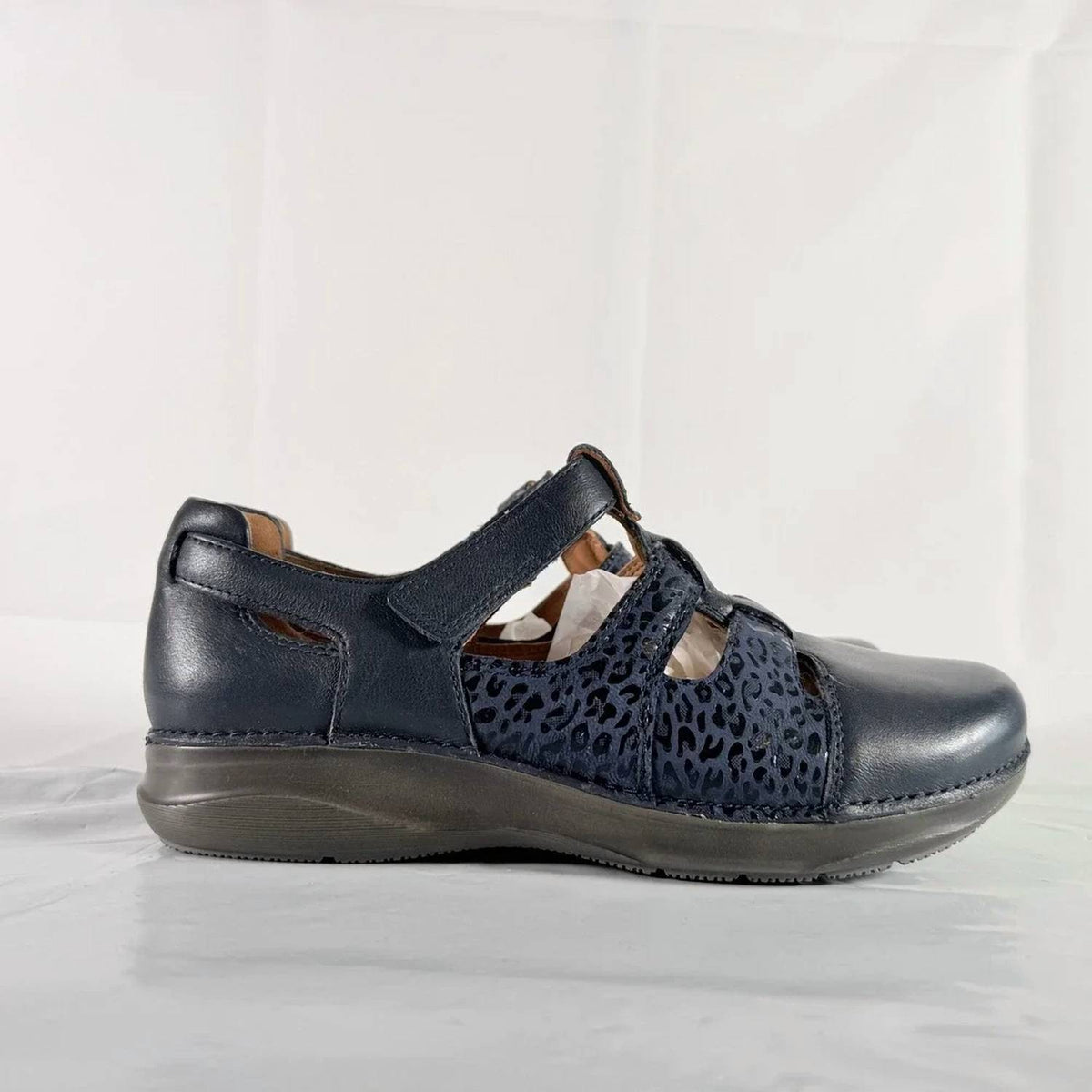 Clarks - Women's Appley Strap Mary Jane Flat Shoes