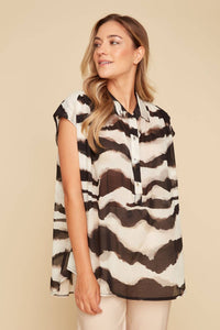 Renuar - Sleeveless Collared Blouse