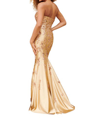 Faviana - Strapless Sweetheart Gown