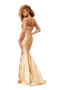 Faviana - Strapless Sweetheart Gown